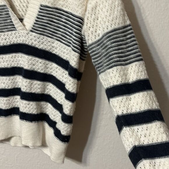 Heartloom Dover Collared Sweater Large - Picture 4 of 5